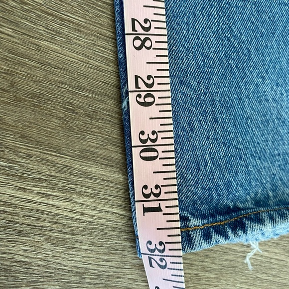 MSRP $118 NWT 24x32 High Rise Levi’s Original Fit 501 Jeans in Hits Different - Picture 13 of 14